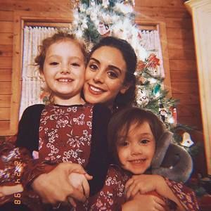 Meet your Posher, Corrin